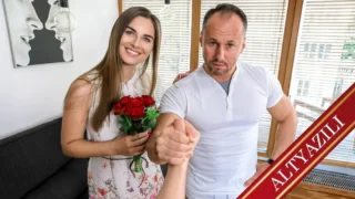Üvey Annemi Sikmek İçin Yalvardım